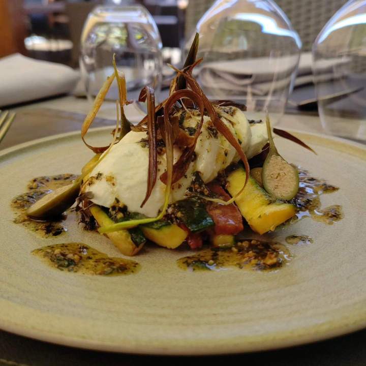 Plat raffiné Beaujolais